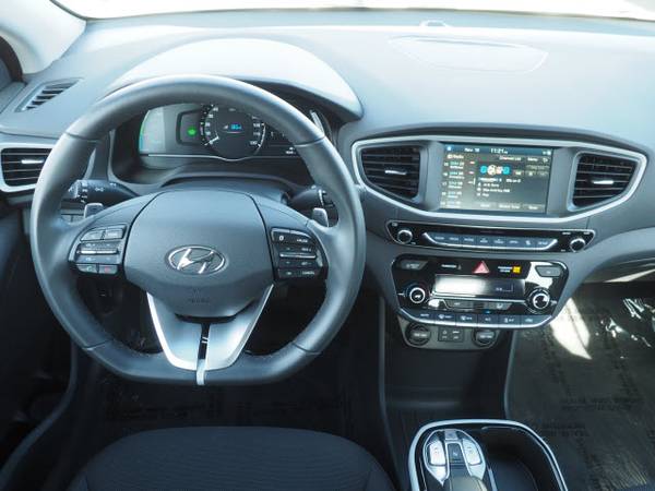 2019 Hyundai Ioniq Electric Base - - by dealer for sale in Bend, OR – photo 14