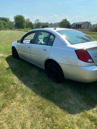 2007 Saturn Ion 4 Door - cars & trucks - by owner - vehicle... for sale in Lowell, IL – photo 4