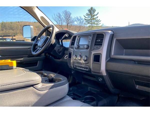 2018 Ram Ram Chassis 3500 4X4 2dr Regular Cab 143.5 in. WB - - cars... for sale in New Lebanon, MA – photo 11