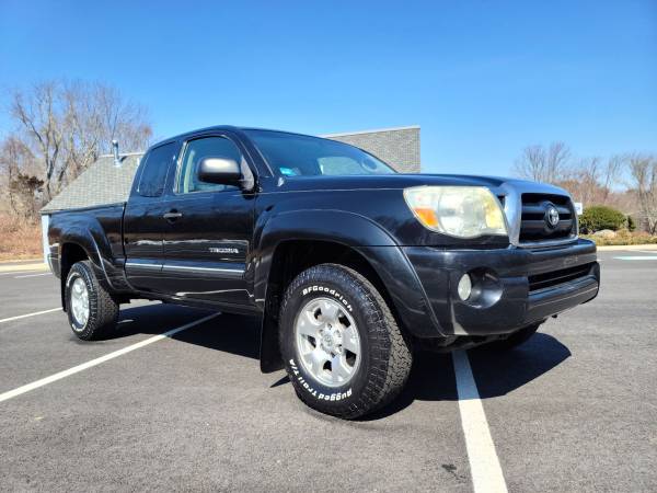 2008 Toyota Tacoma V6 4X4 - NEW FRAME! for sale in Milford, CT – photo 2
