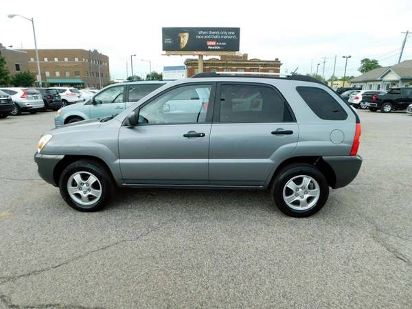 2007 KIA SPORTAGE 2WD 4DR I4 AUTO LX - cars & trucks - by dealer -... for sale in South Bend, IN – photo 8