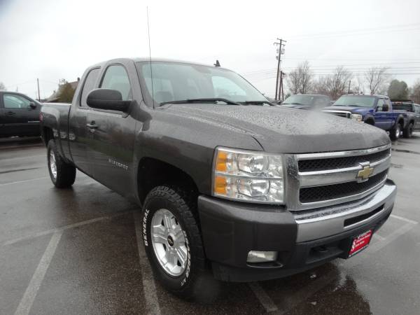 **Chevrolet Silverado 1500 5.3L V8 Extended Cab 4x4 Must See!** -... for sale in Medina, OH – photo 4