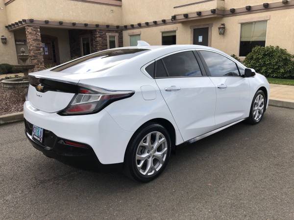 2018 Chevy Volt Premier for sale in Medford, OR – photo 3