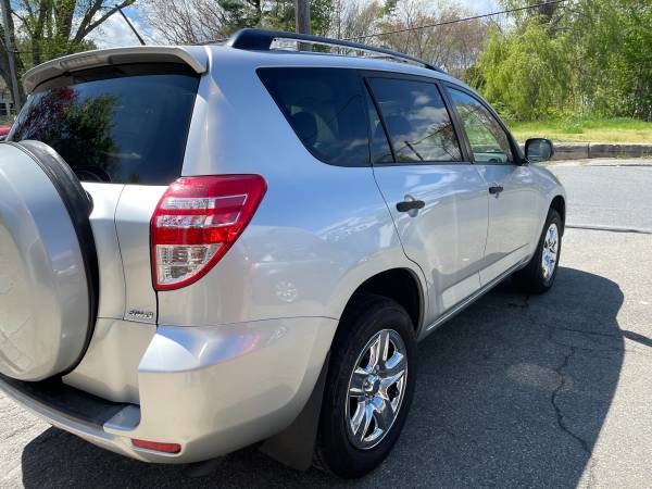 2009 Toyota RAV4 AWD runs and rides great clean carfax - cars & for sale in Westport , MA – photo 10