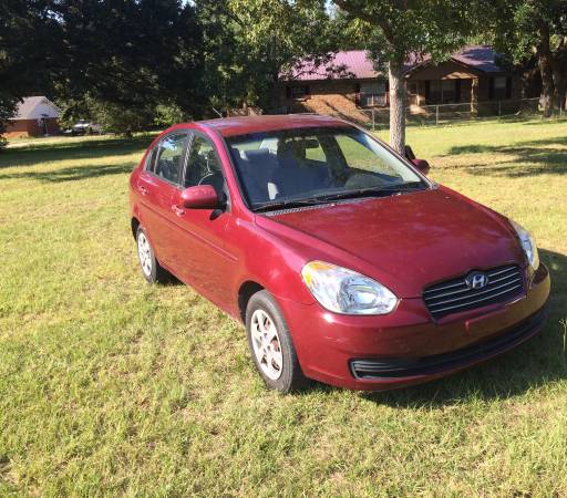 2011 accent great gas milage for sale in Mobile, MS – photo 2