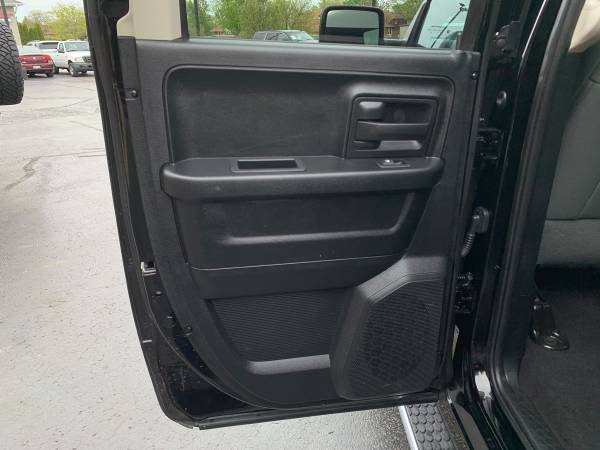 2015 RAM 1500 Express Quad Cab 4WD - Blk/Blk - Only 43k miles! for sale in Oak Forest, IL – photo 20
