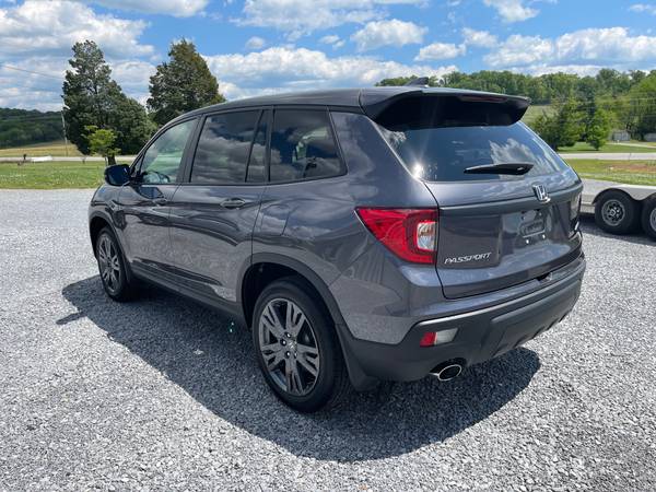 2019 Honda Passport EXL AWD - - by dealer - vehicle for sale in Greenback, TN – photo 3