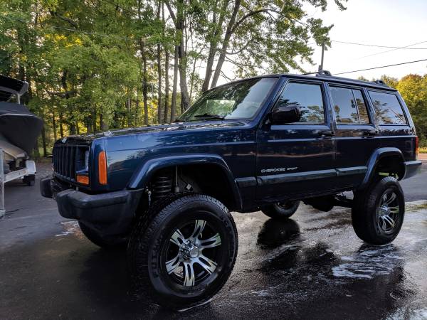 2000 Jeep Cherokee 4wd Lifted-4.0 Super Clean 105k miles for sale in WEBSTER, NY – photo 3