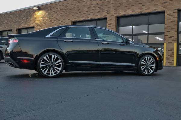2017 Lincoln MKZ Reserve AWD Diamond Black Met for sale in Oak Forest, IL – photo 7