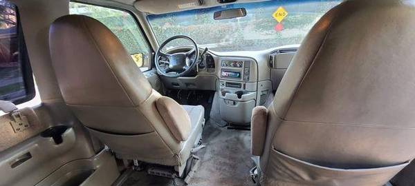 2000 Chevrolet Chevy Astro Passenger Minivan 3D - FREE CARFAX ON... for sale in Los Angeles, CA – photo 17