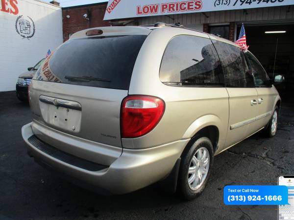 2006 Chrysler Town and Country RS P (Premium) Touring - BEST CASH... for sale in Detroit, MI – photo 5