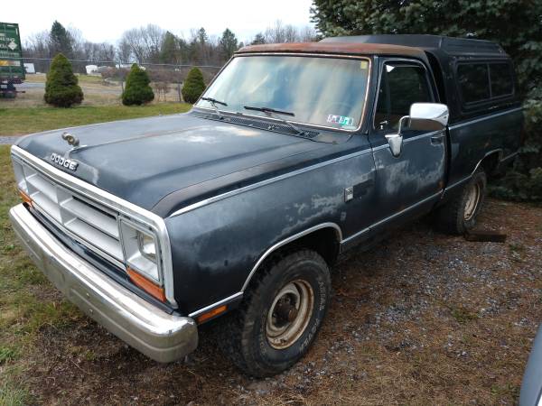 1988 Dodge 150 4x4 short bed, 318v8 auto, runs great, inspected -... for sale in Dauphin, PA – photo 2