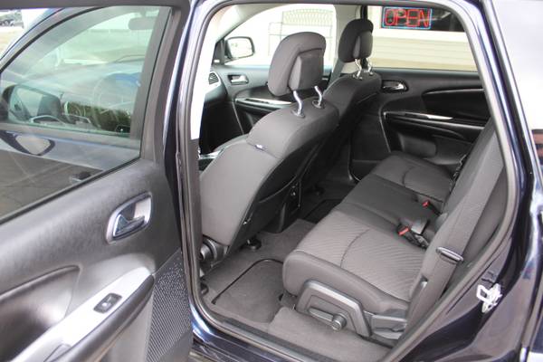 2010 Dodge Journey Main Street - All Wheel Drive for sale in Mount Clemens, MI – photo 7