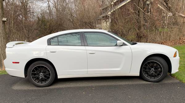 2014 DODGE CHARGER SXT PLUS AWD - cars & trucks - by owner - vehicle... for sale in Bridgewater, CT – photo 5