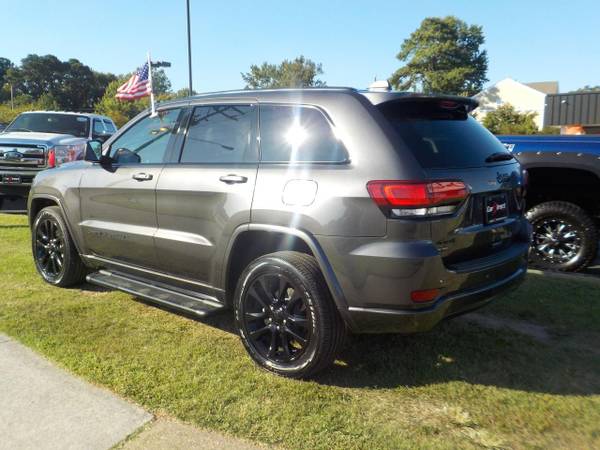 2019 Jeep Grand Cherokee ALTITUDE 4X4, ONLY 6K MILES! BRAND NEW CONDIT for sale in Virginia Beach, VA – photo 4