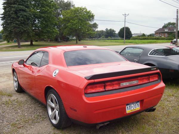 GREAT INVESTMENT--2009 DODGE CHALLENGER SRT8 CLASSIC--6.1 V8--GORGEOUS for sale in North East, PA – photo 6