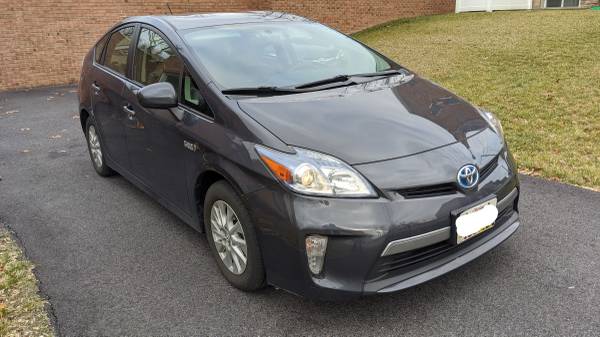 2012 Toyota Prius Plug-In Hybrid - cars & trucks - by owner -... for sale in Ellicott City, MD – photo 7