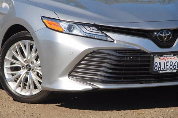 2018 Toyota Camry XLE V6 - cars & trucks - by dealer - vehicle... for sale in Healdsburg, CA – photo 4