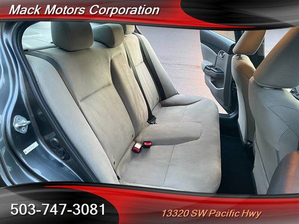 2013 Honda Civic LX **ECO** Automatic Low Miles 39-MPG Back-Up... for sale in Tigard, OR – photo 14