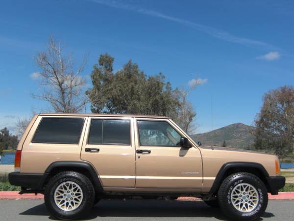 1999 JEEP CHEROKEE XJ 4.0L 4WD, LOW MILES, VERY CLEAN EXEMPLE - cars... for sale in San Diego, CA – photo 4