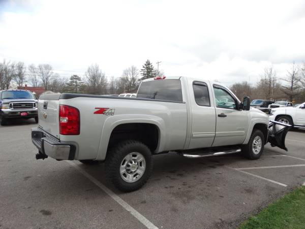 ** 63K Chevrolet 2500HD LT Plow Truck ** - cars & trucks - by dealer... for sale in Medina, OH – photo 6