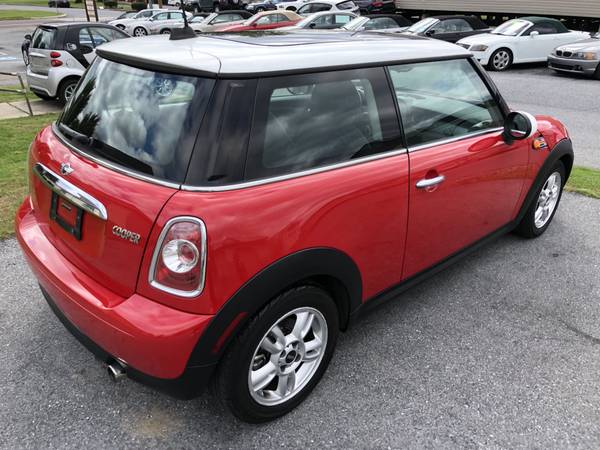 12 Mini Cooper Red 6 Speed Clean Carfax Pano Roof Excellent Condition for sale in Palmyra, PA – photo 6