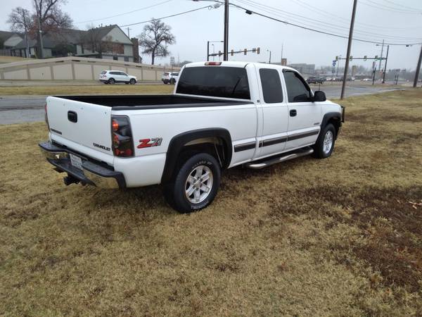 4X4 • Z71 Excellent Condition $5000 - cars & trucks - by owner -... for sale in Tulsa, OK – photo 2