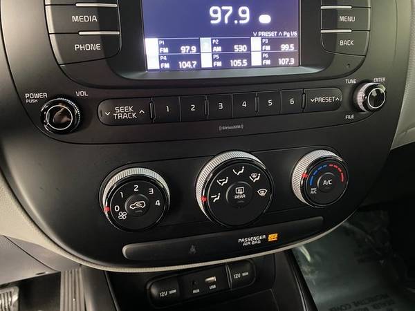 2017 Kia Soul FWD 4D Hatchback/Hatchback Base - - by for sale in Indianapolis, IN – photo 15