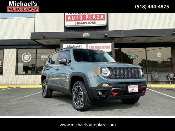 2016 Jeep Renegade Trailhawk 4x4 - cars & trucks - by dealer -... for sale in east greenbush, NY – photo 2