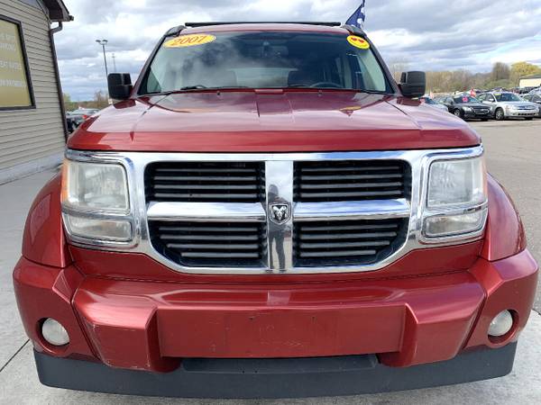 2007 Dodge Nitro 4WD 4dr SLT - - by dealer - vehicle for sale in Chesaning, MI – photo 2