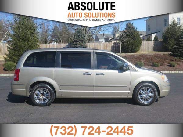 2008 Chrysler Town & Country Limited 4dr Mini Van for sale in Hamilton, NJ – photo 4