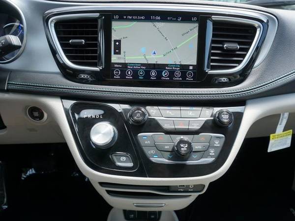 2018 Chrysler Pacifica Hybrid Limited FWD for sale in Baton Rouge , LA – photo 9
