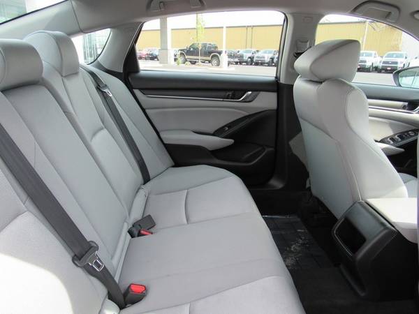 2018 Honda Accord LX 1.5T CVT Sedan for sale in Klamath Falls, OR – photo 16