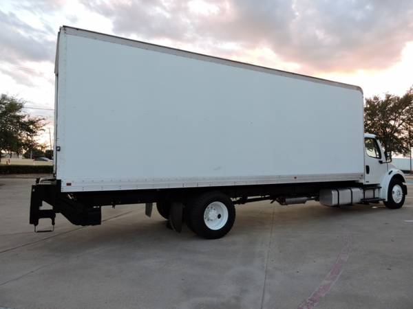 2011 FREIGHTLINER M2 26 FOOT BOXTRUCK W/LIFTGATE with for sale in Grand Prairie, TX – photo 9