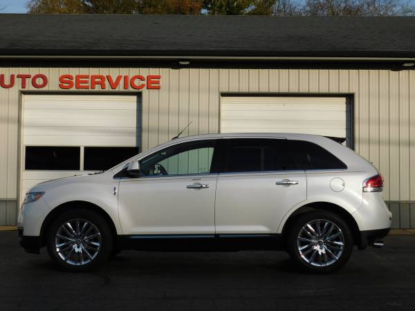 ONLY 85K MILES!!!...2011 Lincoln MKX!!!...ALL WHEEL DRIVE! for sale in Battle Creek, MI – photo 3