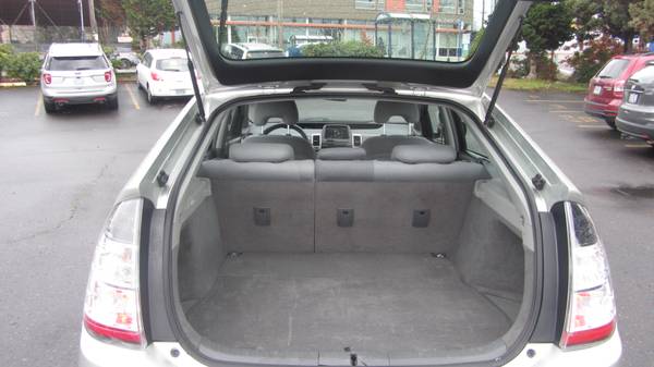 2005 Toyota Prius - cars & trucks - by dealer - vehicle automotive... for sale in Portland, OR – photo 14