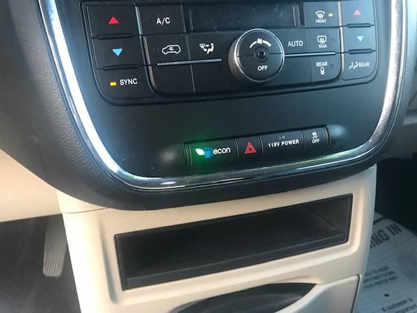 2014 Chrysler Town & Country Touring - Leather, DVD, Loaded - cars &... for sale in Spencerport, NY – photo 14