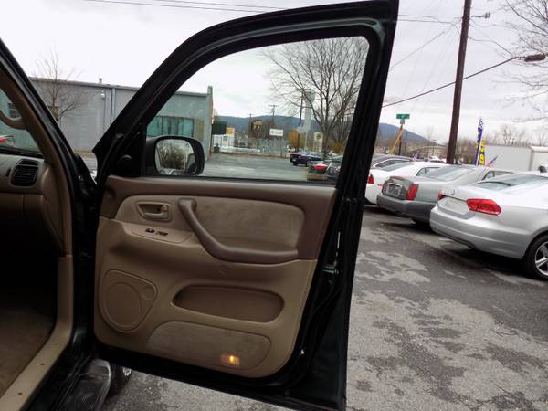 03 Toyota Sequioa 4x4 Low Mileage 7 Seats Sunroof MINT⭐6MONTH... for sale in Arlington, VA – photo 23