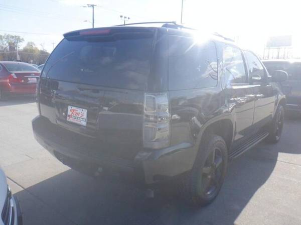 2009 Chevrolet Tahoe LT w/2LT - - by dealer - vehicle for sale in Des Moines, IA – photo 3