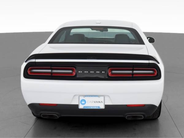 2019 Dodge Challenger R/T Scat Pack Coupe 2D coupe White - FINANCE -... for sale in Manhattan, KS – photo 9