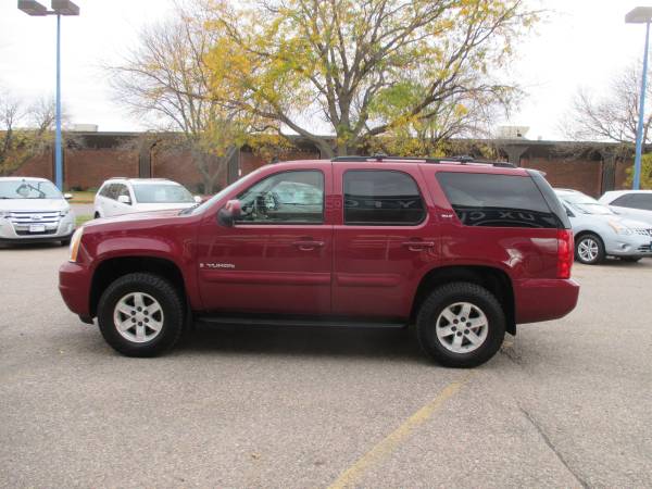 2007 GMC Yukon SLT 4WD - cars & trucks - by dealer - vehicle... for sale in Sioux City, IA – photo 2