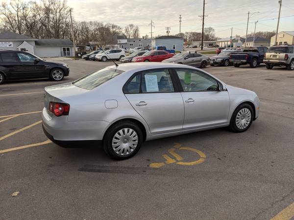 2008 Vw Jetta - cars & trucks - by dealer - vehicle automotive sale for sale in Evansdale, IA – photo 7