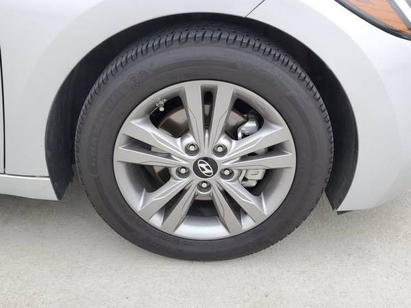 2018 Hyundai Elantra SEL sedan Molten Silver - - by for sale in Loveland, CO – photo 14