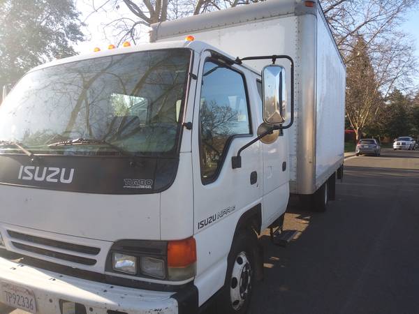 2005 Isuzu npr crew cab 7 passenger with lift - - by for sale in Sacramento, NV