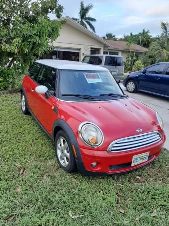 2010 Mini Cooper - cars & trucks - by owner - vehicle automotive sale for sale in Cape Coral, FL – photo 2