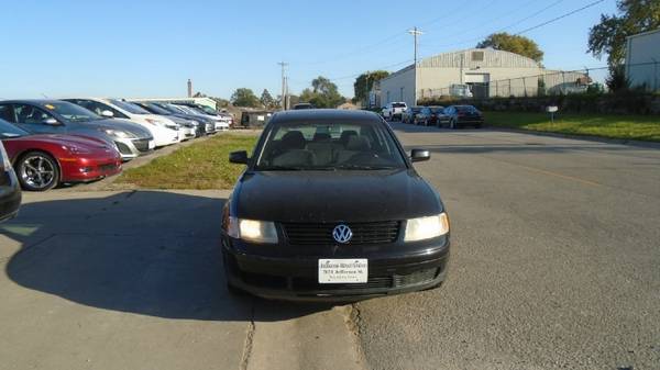 vw passat 1.8 liter $900 need to go! 201,000 miles **Call Us Today... for sale in Waterloo, IA – photo 2