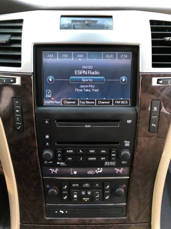 2009 Cadillac Escalade, Only 104K Miles, Navigation, Roof, Very for sale in New Gloucester, ME – photo 12