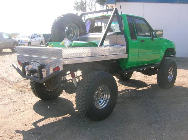 1986 Toytoa Pickup SR5 Rock Crawler! for sale in Fort Collins, CO – photo 4