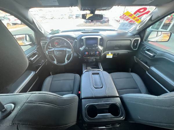 2019 Chevrolet Silverado 1500 4WD Crew Cab 147 RST for sale in Omaha, NE – photo 12