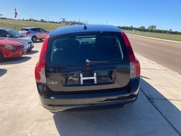 2009 Volvo V50 4dr Wgn 2.4L FWD Extra Clean! - cars & trucks - by... for sale in Killeen, TX – photo 8